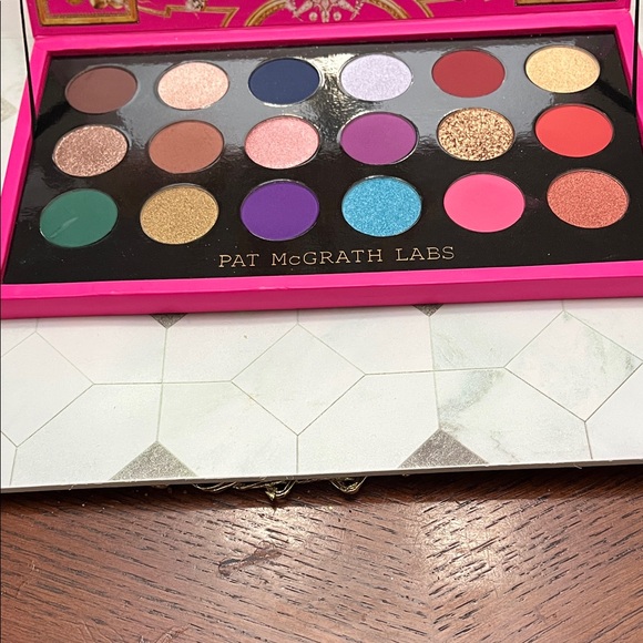Pat McGrath Other - Pat McGrath Vibrant Eyeshadow Palette - Gold, Purple, Blue, Pink, Green
